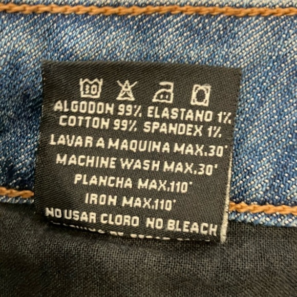 Wanama size 26 women’s Blue Denim Mini Skirt - some STAINING on behind - Picture 4 of 15